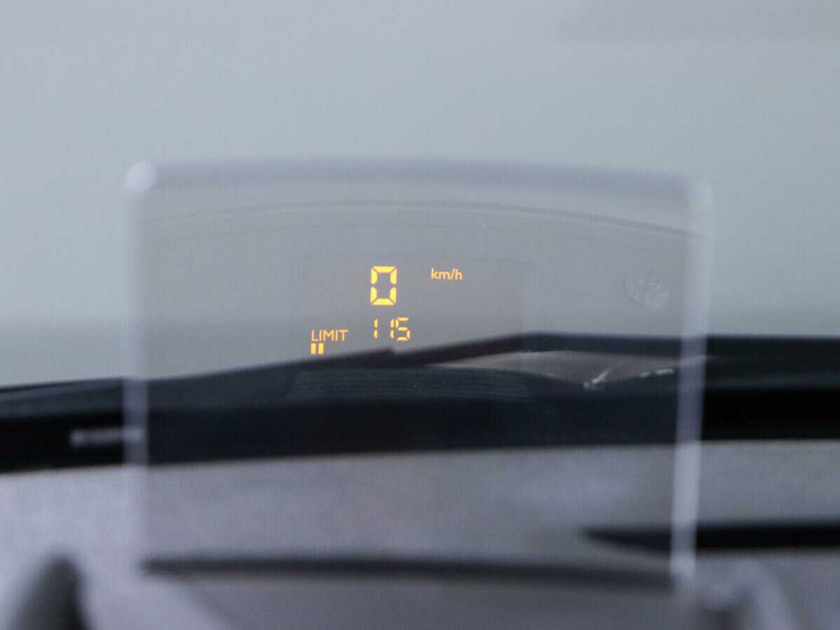 Б/У Пежо 3008 2013 года. Фото: #17