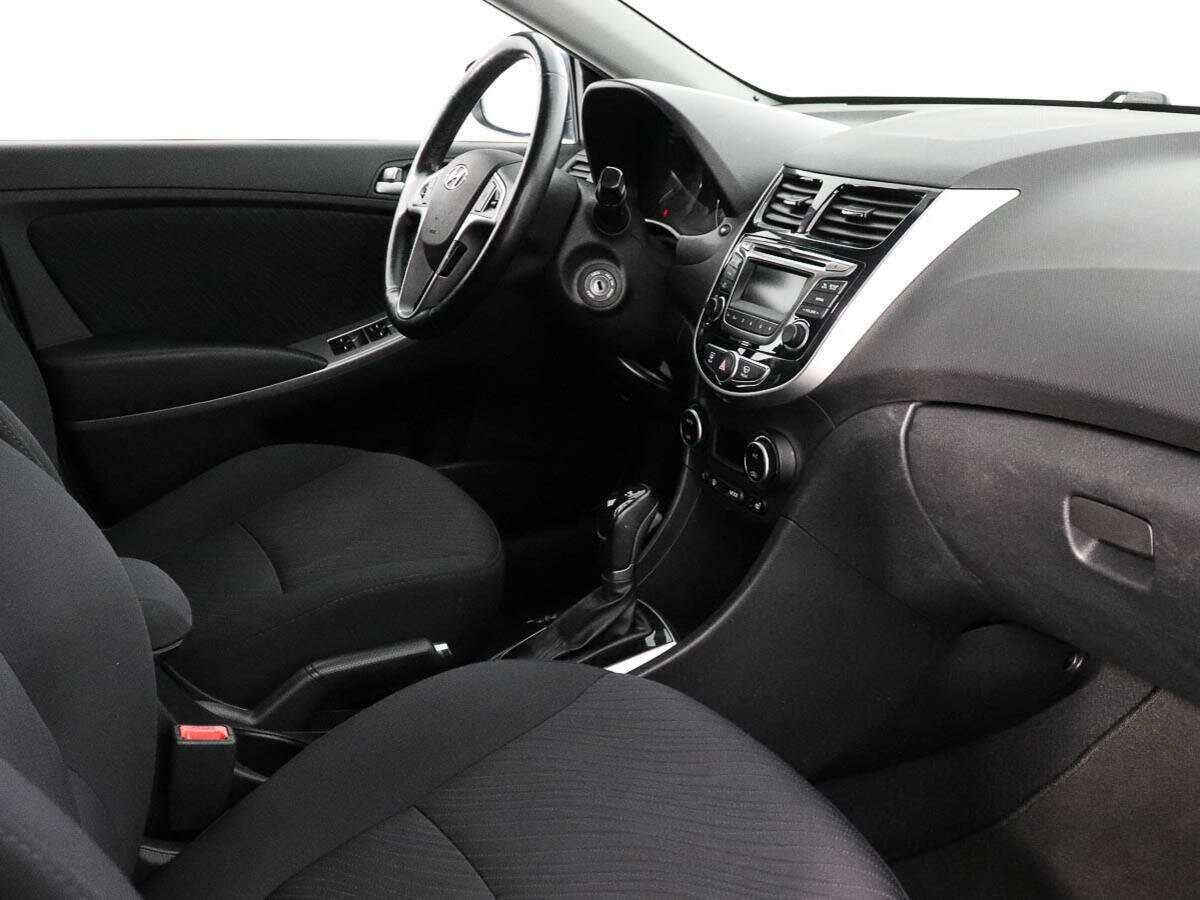 Б/У Хендай Солярис 2015 года. Фото: #8