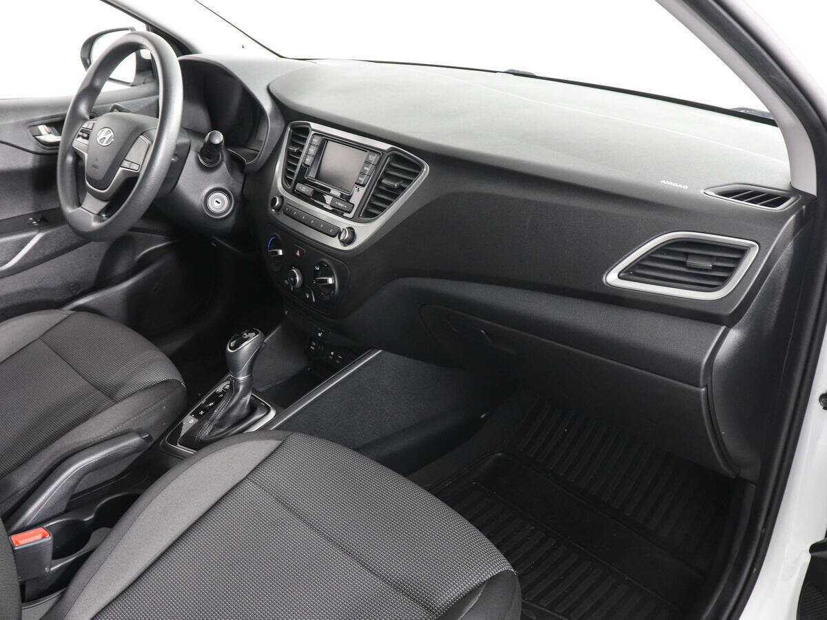 Б/У Хендай Солярис 2017 года. Фото: #9