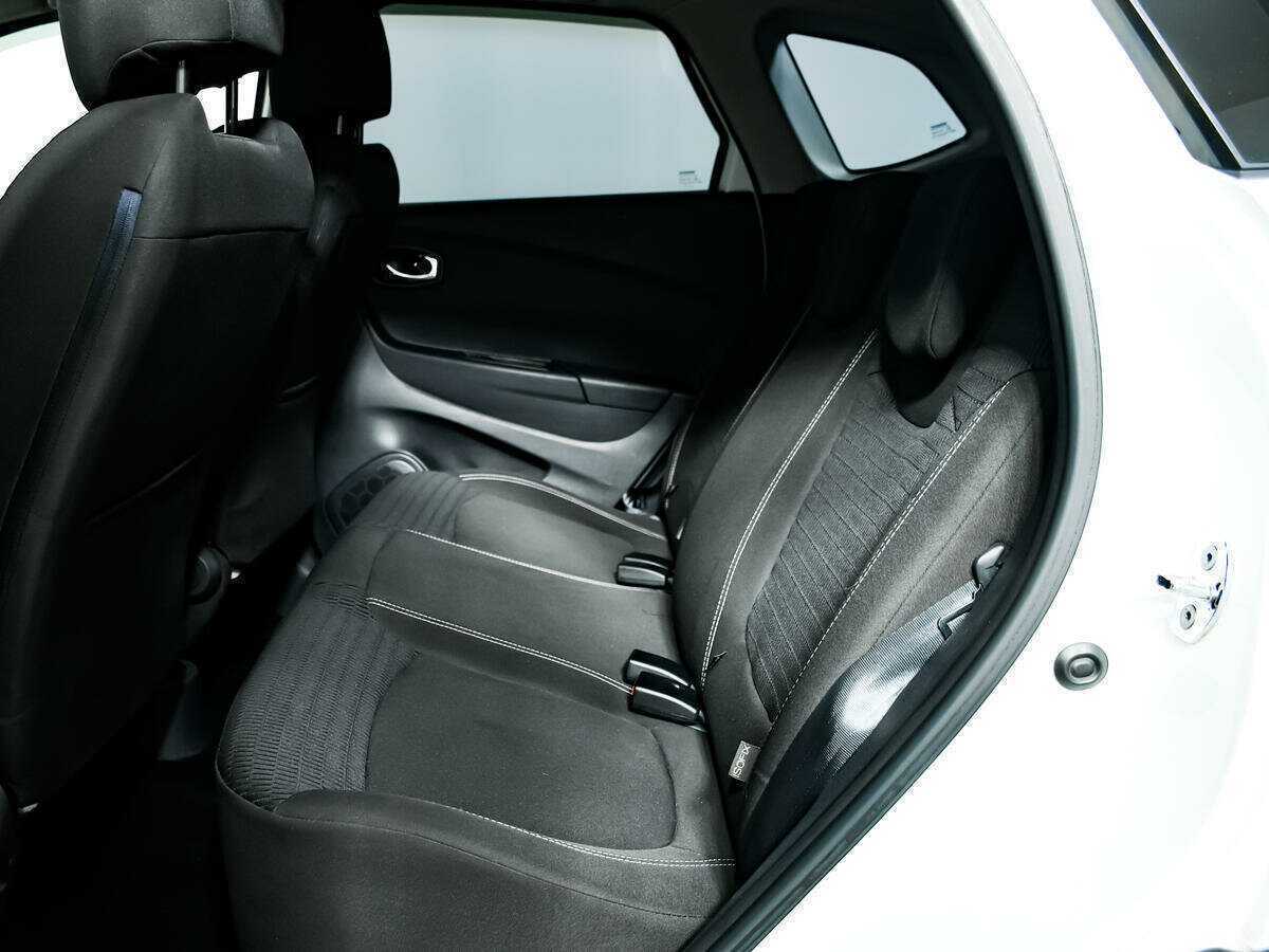 Б/У Рено Каптюр 2018 года. Фото: #11