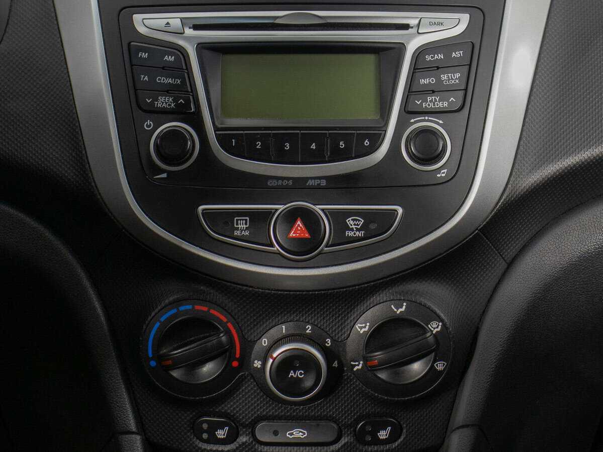 Б/У Хендай Солярис 2014 года. Фото: #13