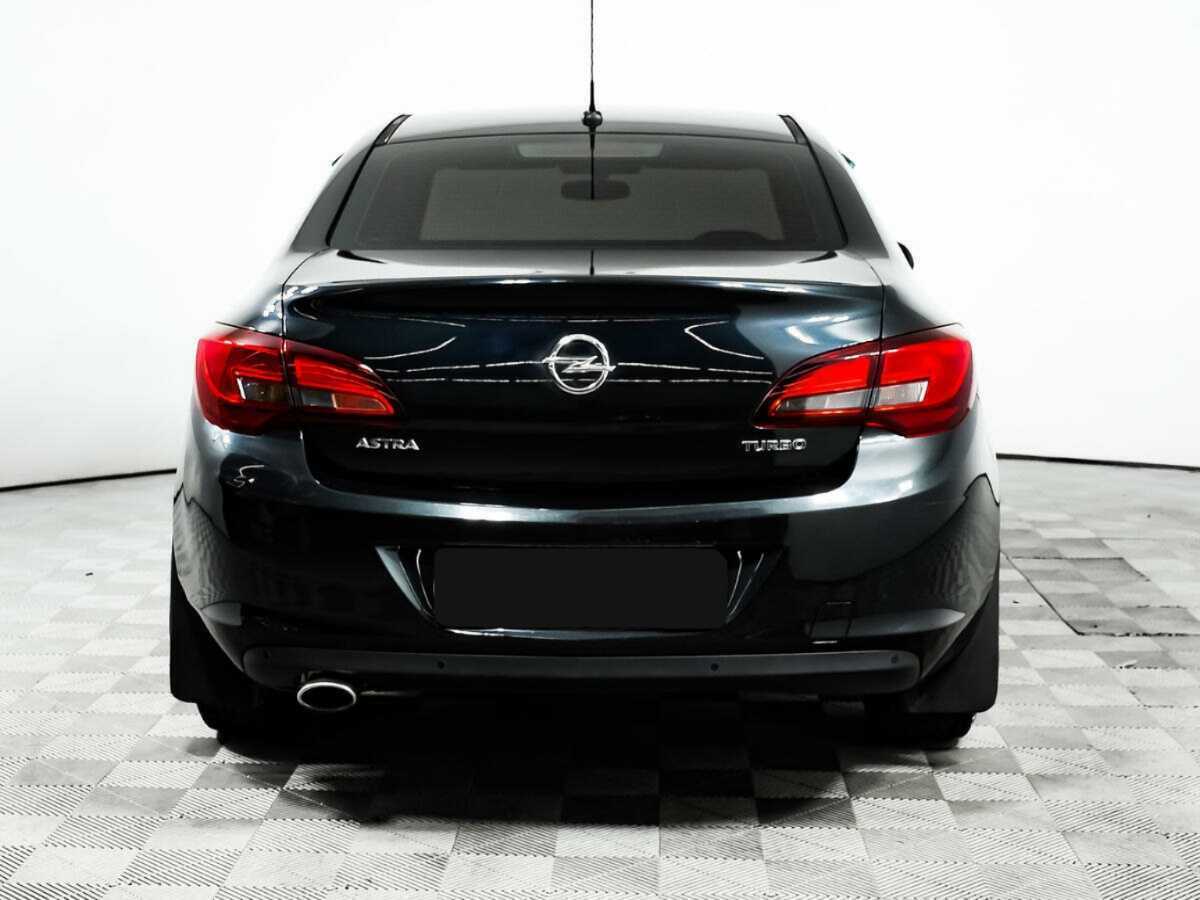 Б/У Опель Астра 2013 года. Фото: #5