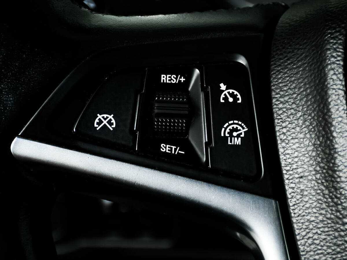 Б/У Опель Астра 2013 года. Фото: #15