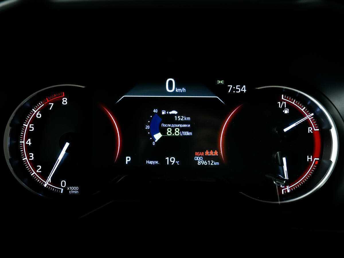 Toyota RAV4 2020 года с пробегом. Фото: #9