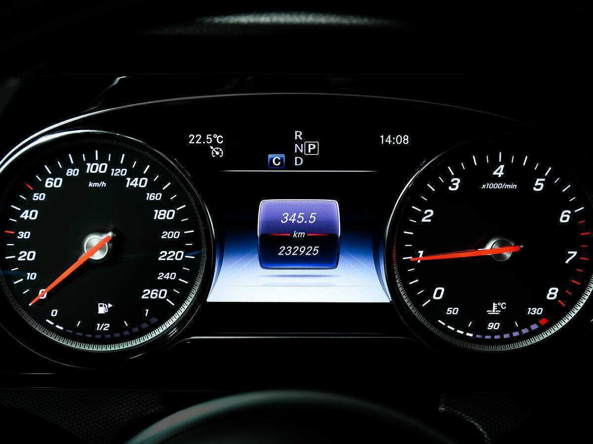 Mercedes-Benz E-Класс 2019 года с пробегом. Фото: #9