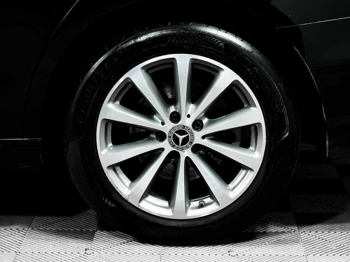 Mercedes-Benz E-Класс 2019 года с пробегом. Фото: #13