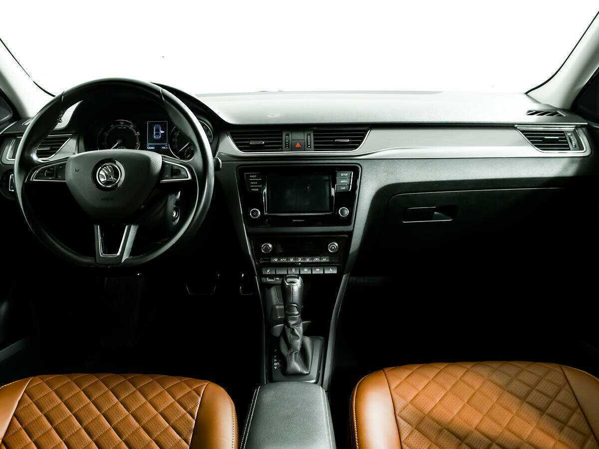 Б/У Шкода Рапид 2018 года. Фото: #10