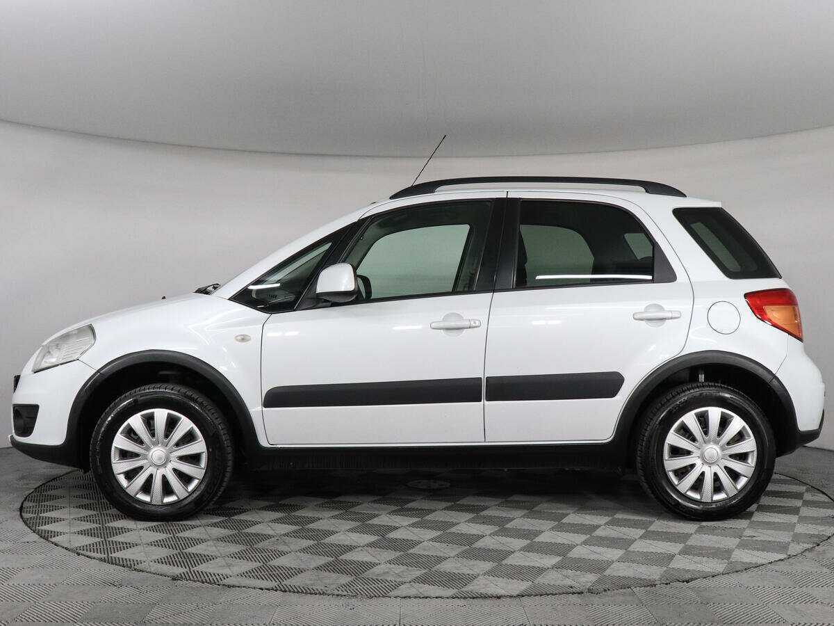 Б/У Сузуки С-Икс4 2014 года. Фото: #7