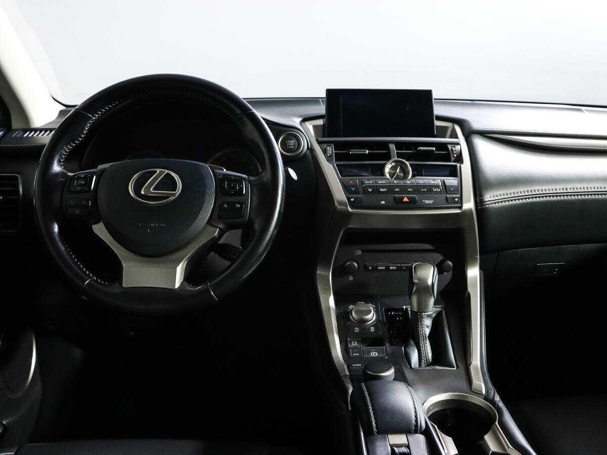 Lexus NX 2015 года с пробегом. Фото: #9