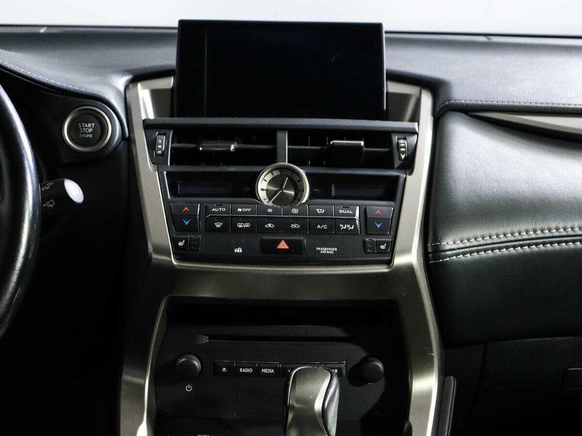 Lexus NX 2015 года с пробегом. Фото: #10