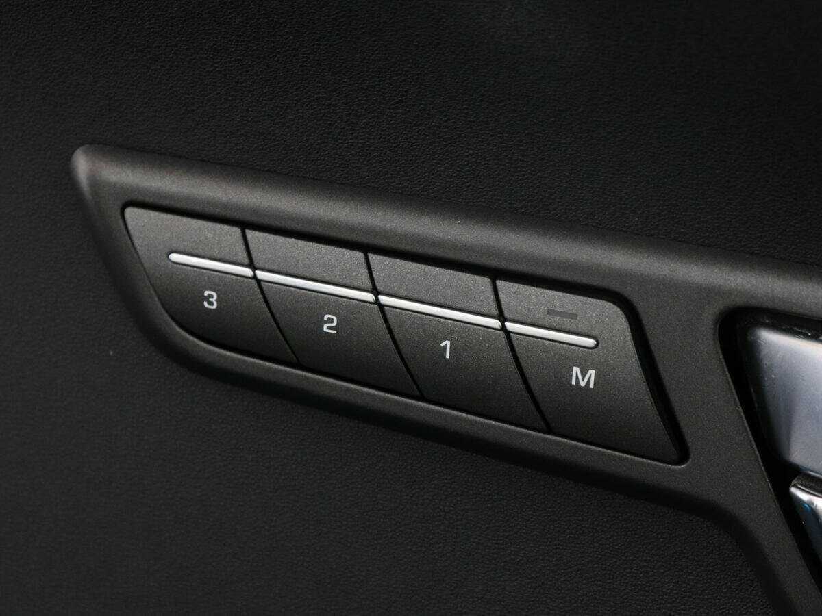 Land Rover Range Rover Evoque 2012 года с пробегом. Фото: #13