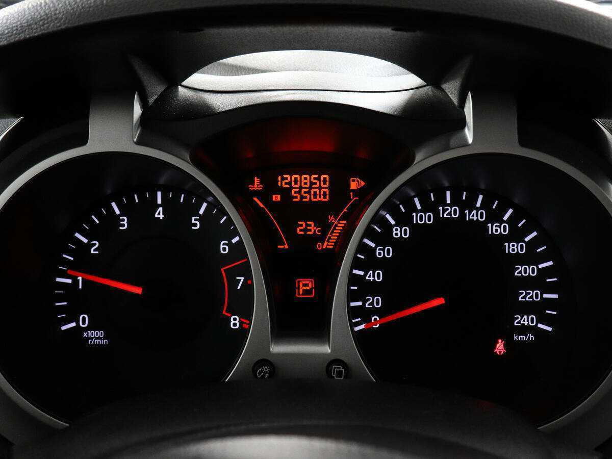 Б/У Ниссан Жук 2012 года. Фото: #6