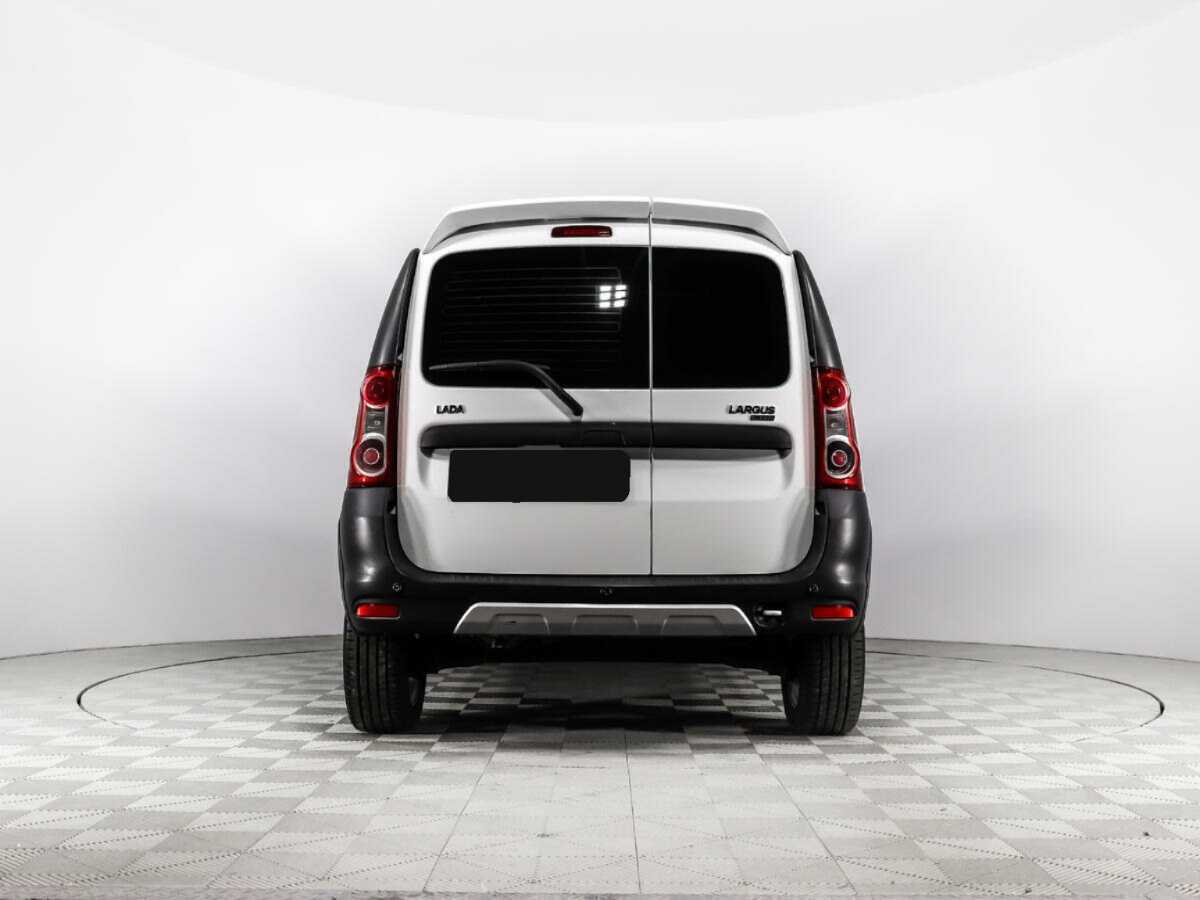 Б/У Лада (ВАЗ) Ларгус 2015 года. Фото: #5
