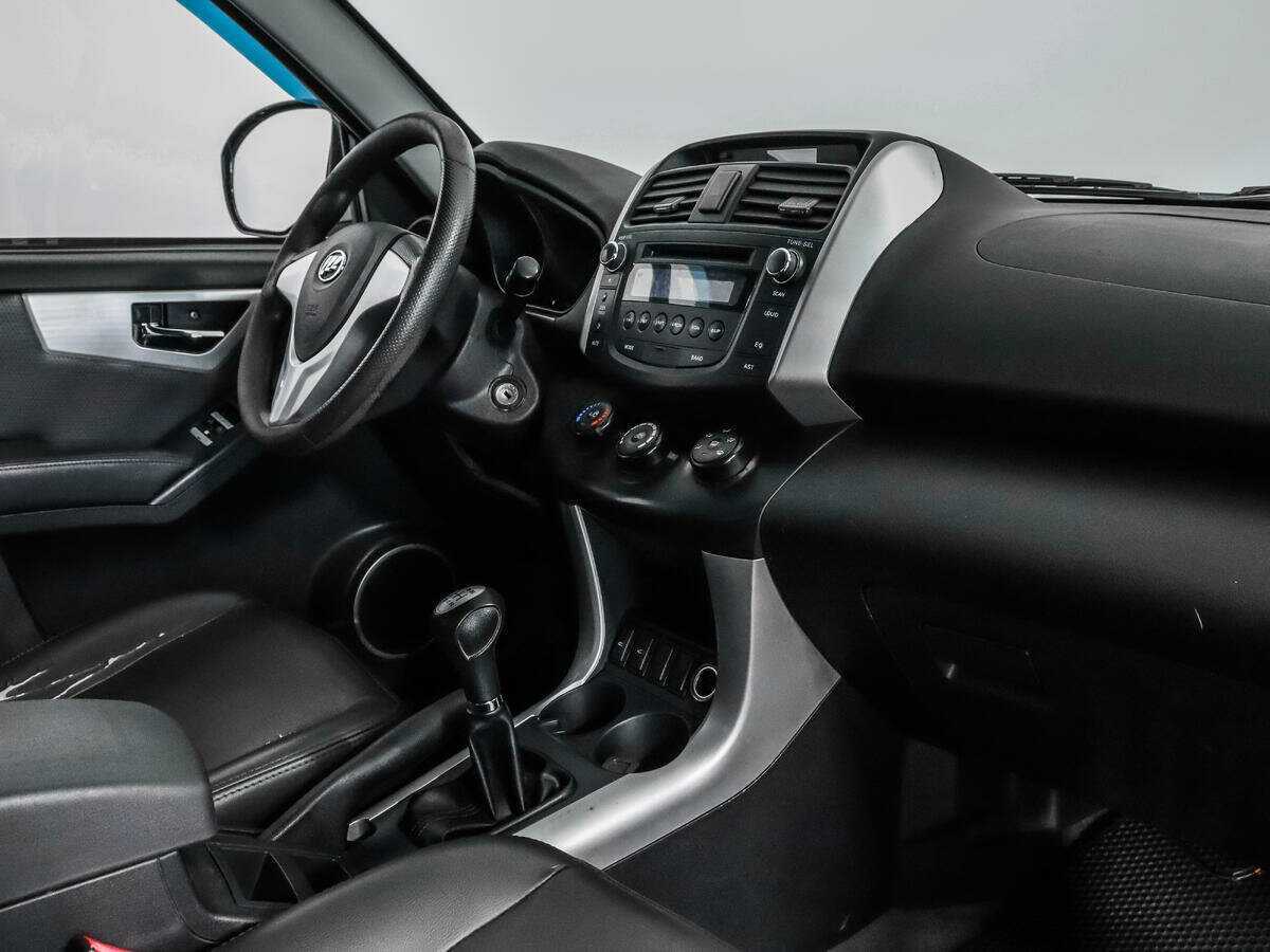 Б/У Лифан Икс60 2014 года. Фото: #10