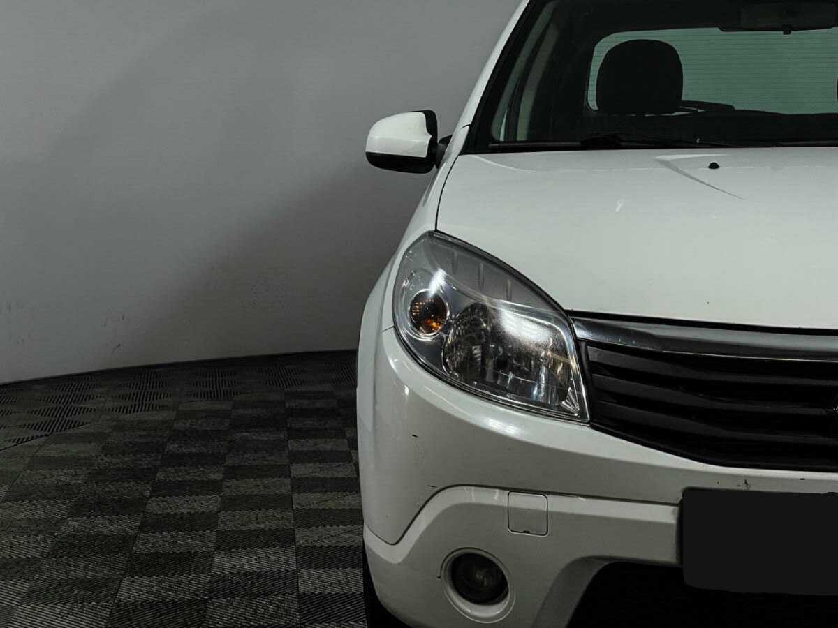 Б/У Рено Сандеро 2013 года. Фото: #8