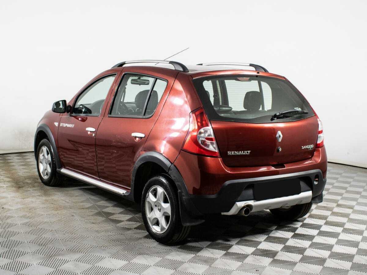 Б/У Рено Сандеро 2012 года. Фото: #6