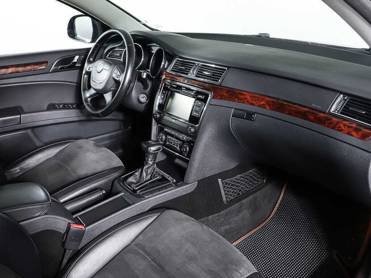 Б/У Шкода Суперб 2012 года. Фото: #11