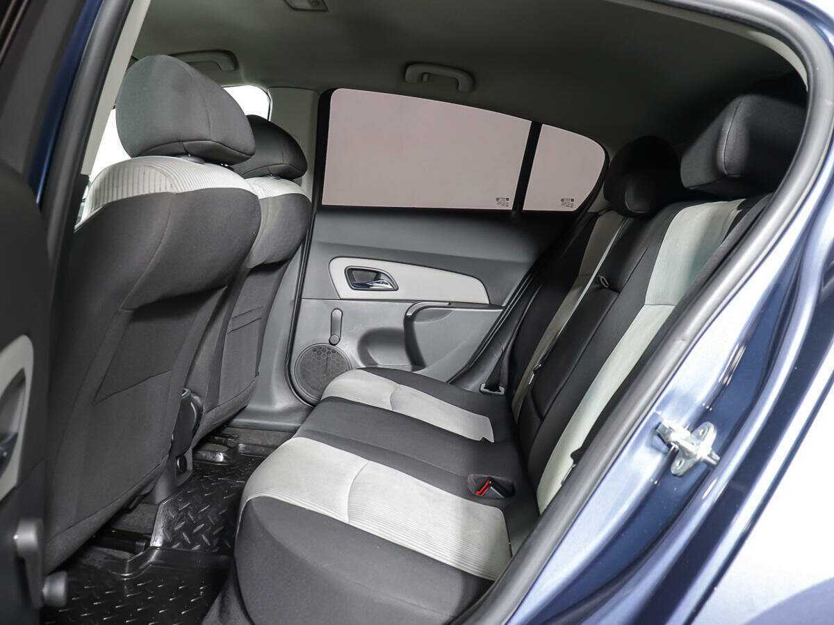 Б/У Шевроле Круз 2014 года. Фото: #11