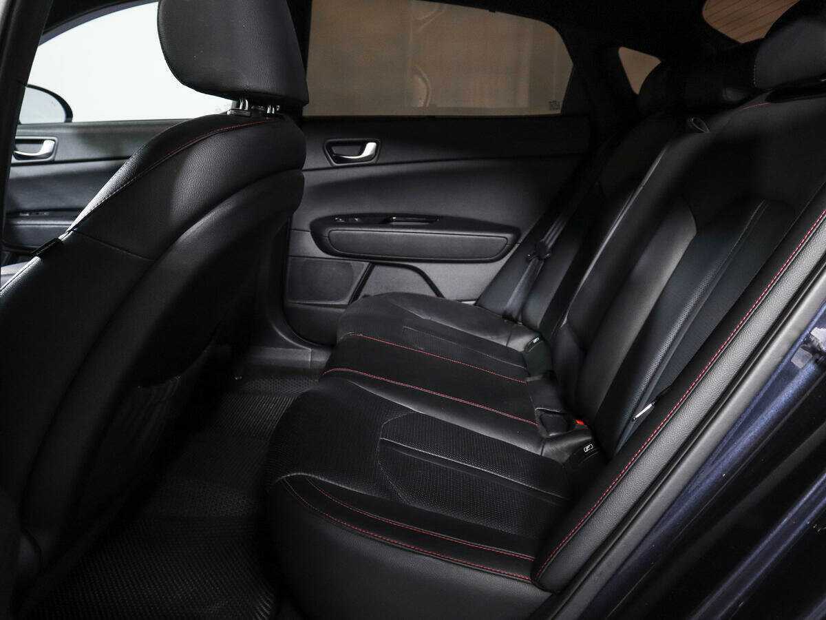 Б/У Киа Оптима 2016 года. Фото: #9