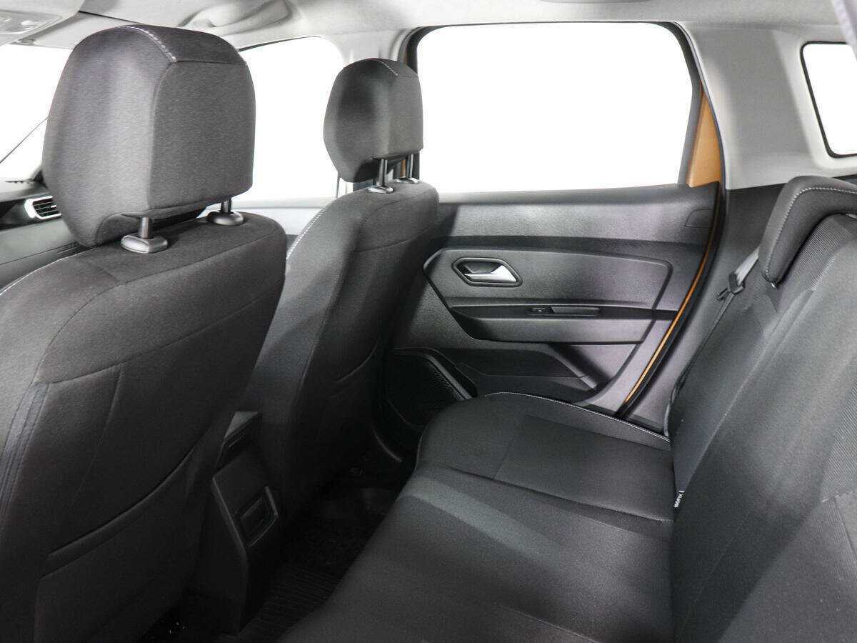 Б/У Рено Дастер 2021 года. Фото: #11