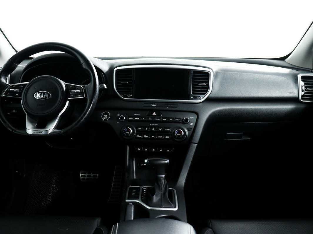 Б/У Киа Спортейдж 2018 года. Фото: #10