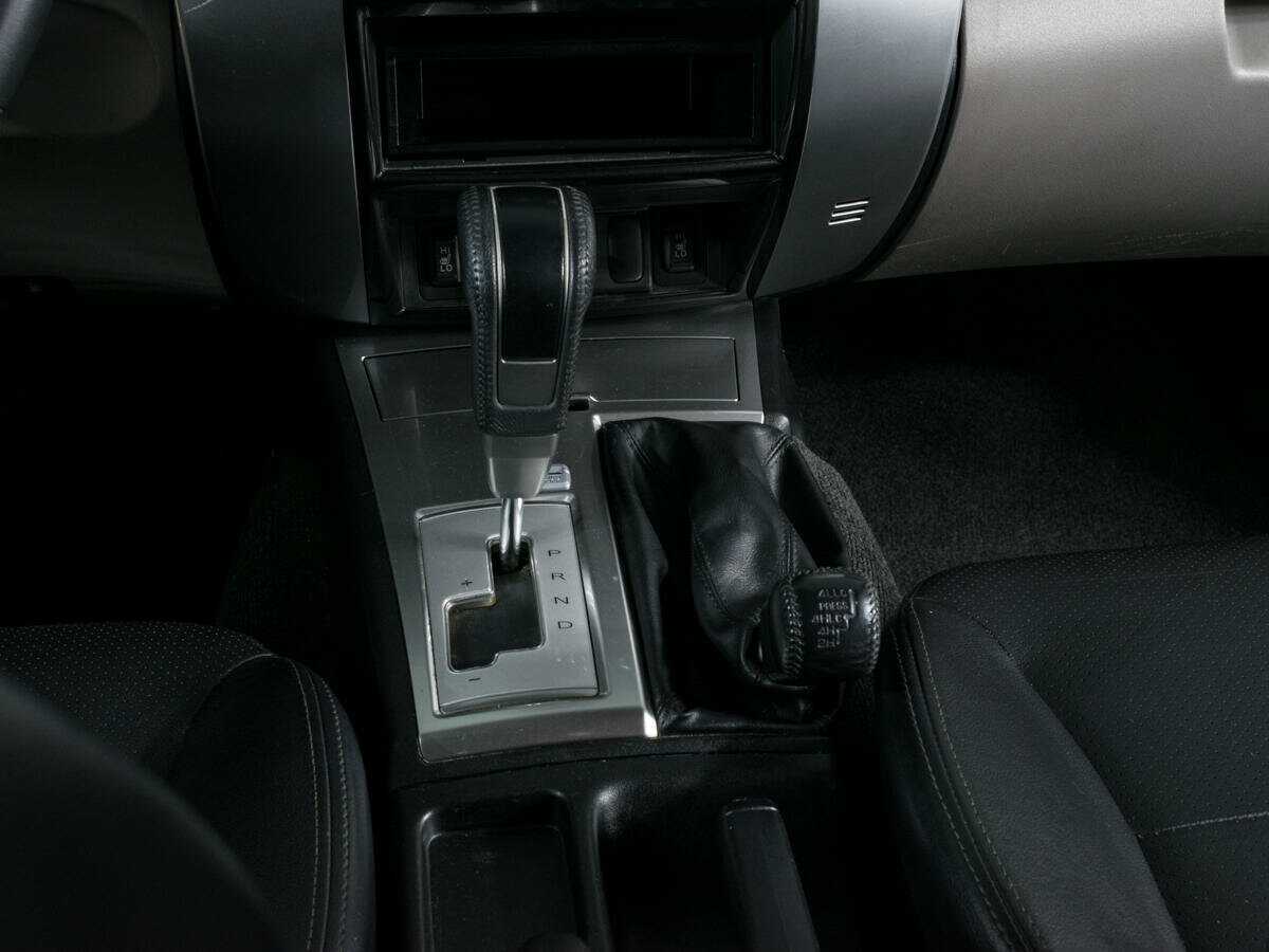 Б/У Митсубиши Паджеро Спорт 2013 года. Фото: #15