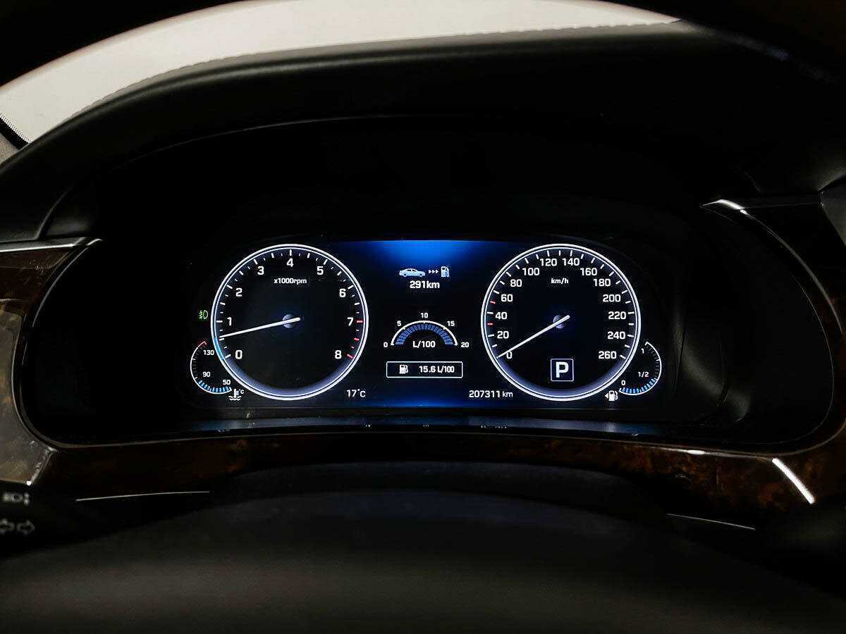 Hyundai Equus 2014 года с пробегом. Фото: #10