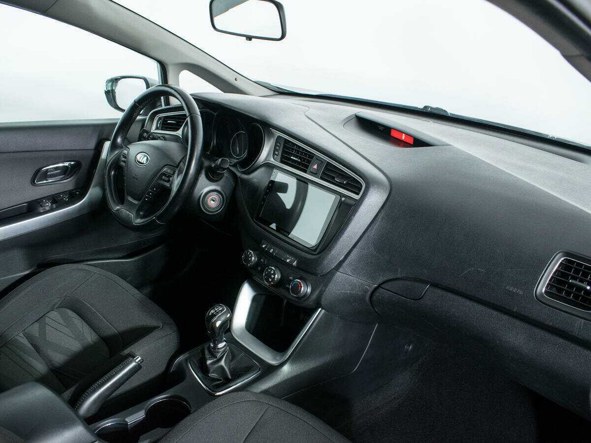 Б/У Киа Сид 2016 года. Фото: #6