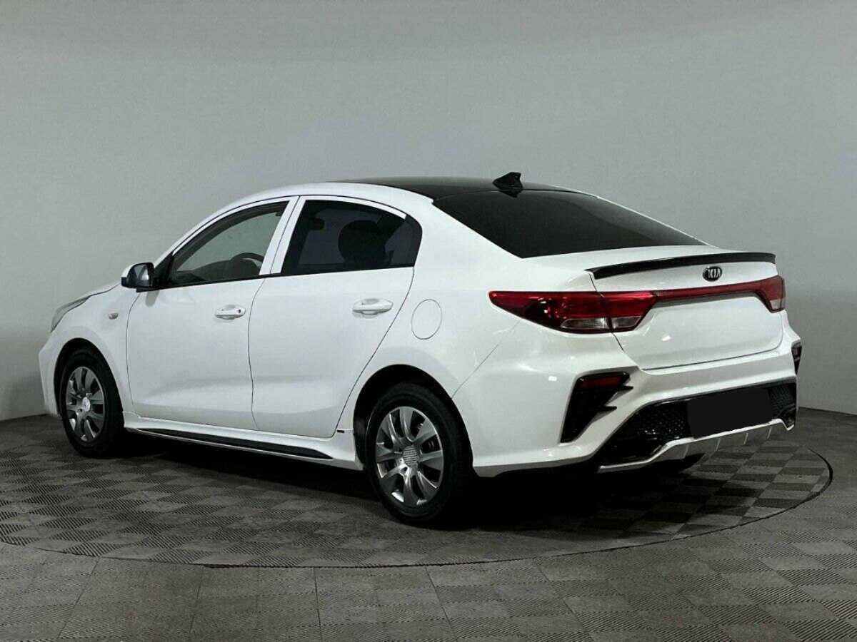 Б/У Киа Рио 2018 года. Фото: #6