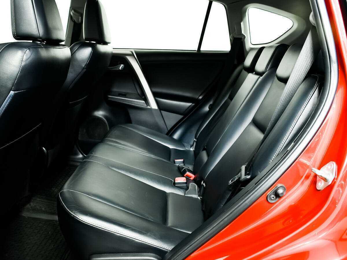 Toyota RAV4 2014 года с пробегом. Фото: #11