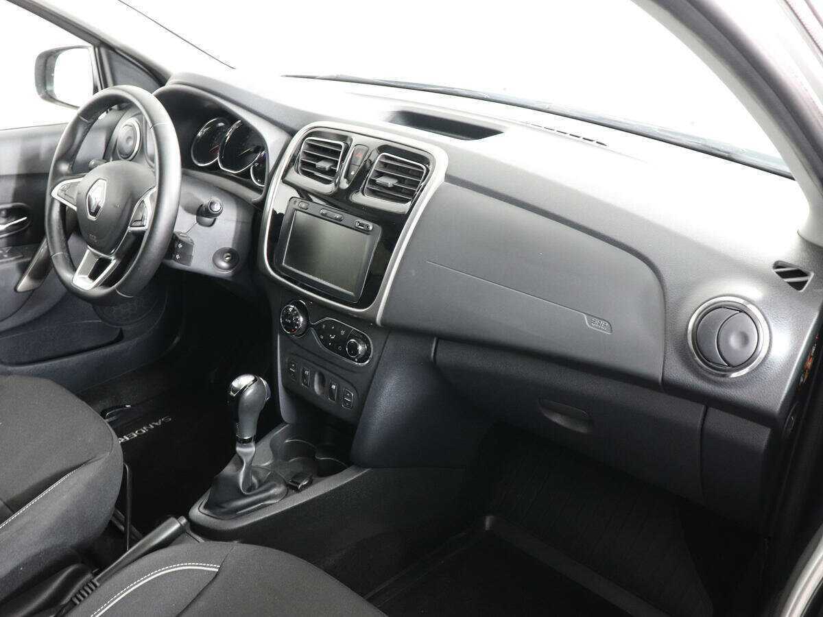 Б/У Рено Сандеро 2020 года. Фото: #6