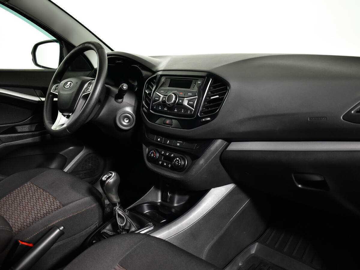 Б/У Лада (ВАЗ) Веста 2019 года. Фото: #8