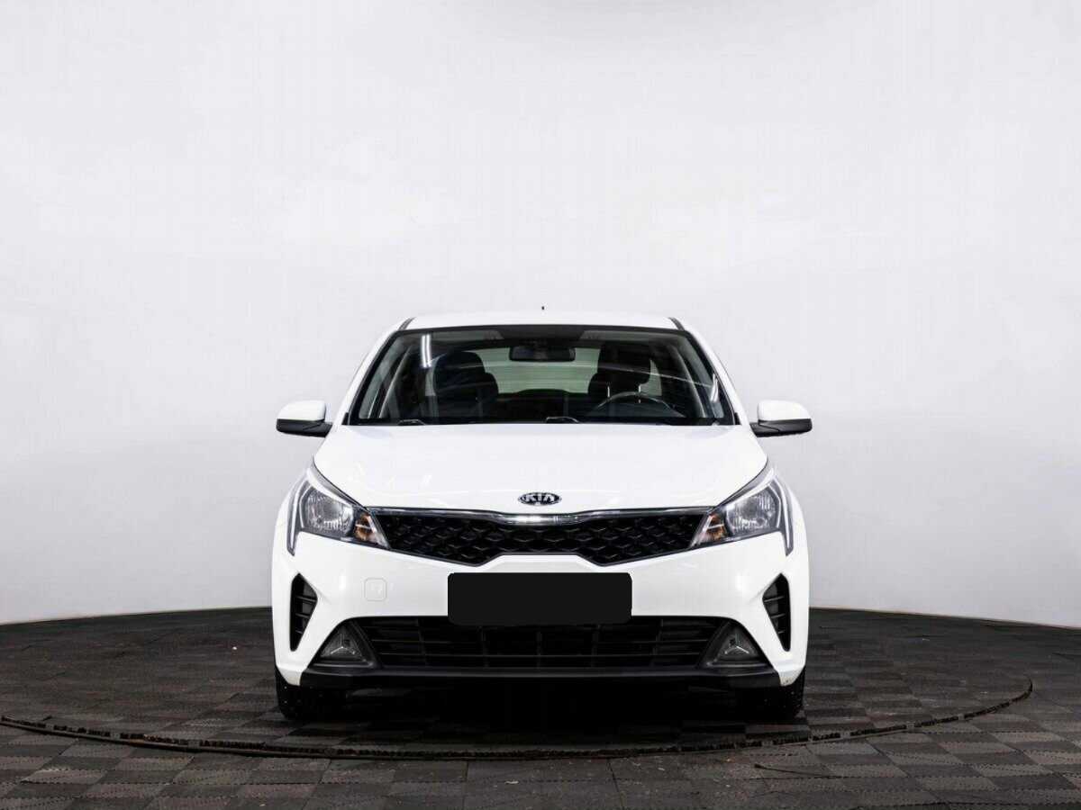 Б/У Киа Рио 2021 года. Фото: #1