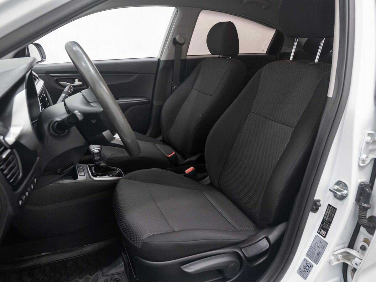 Б/У Киа Рио 2021 года. Фото: #9