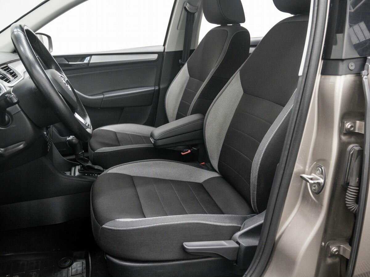 Б/У Шкода Рапид 2019 года. Фото: #14