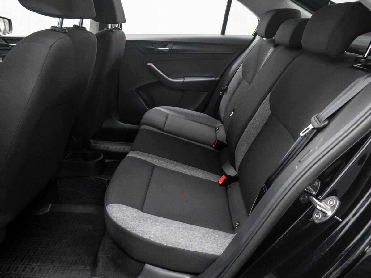 Б/У Шкода Рапид 2022 года. Фото: #11