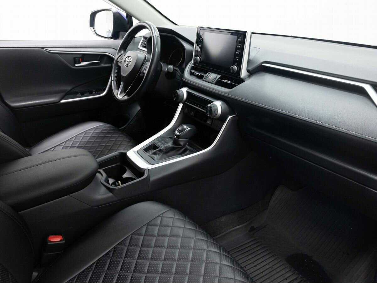 Toyota RAV4 2021 года с пробегом. Фото: #11