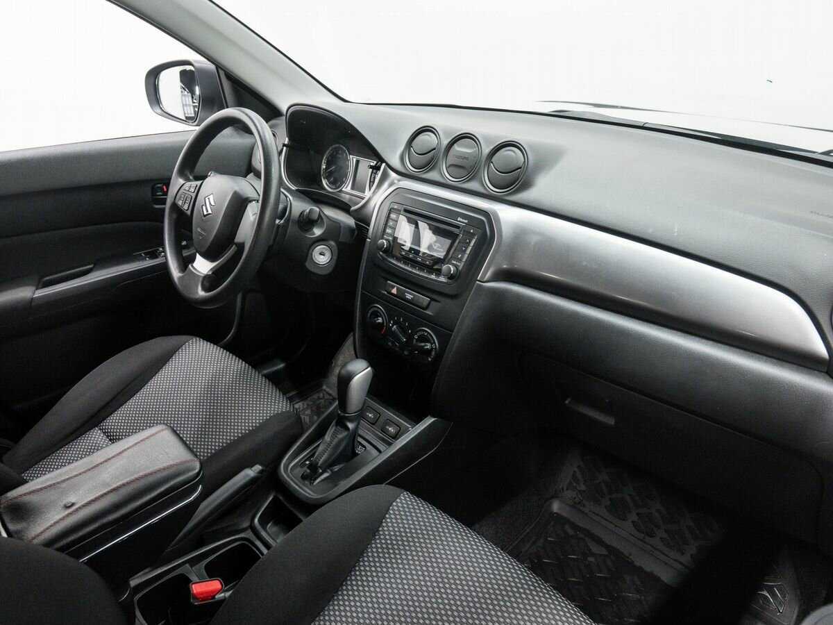 Б/У Сузуки Витара 2020 года. Фото: #8