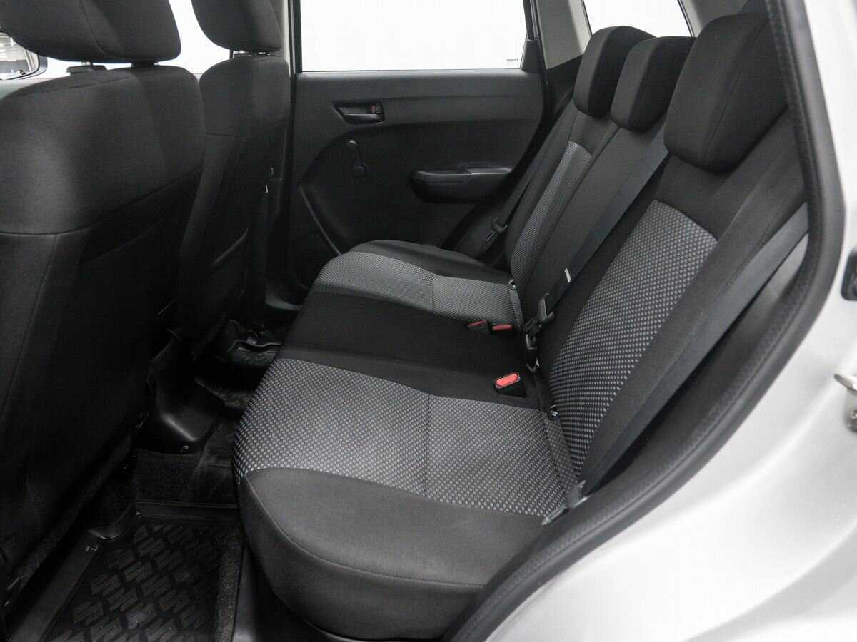 Б/У Сузуки Витара 2020 года. Фото: #11