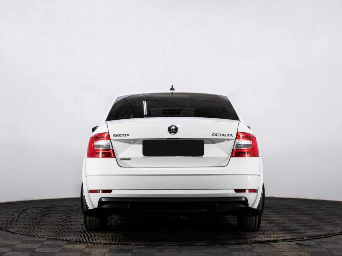 Б/У Шкода Октавия 2019 года. Фото: #4