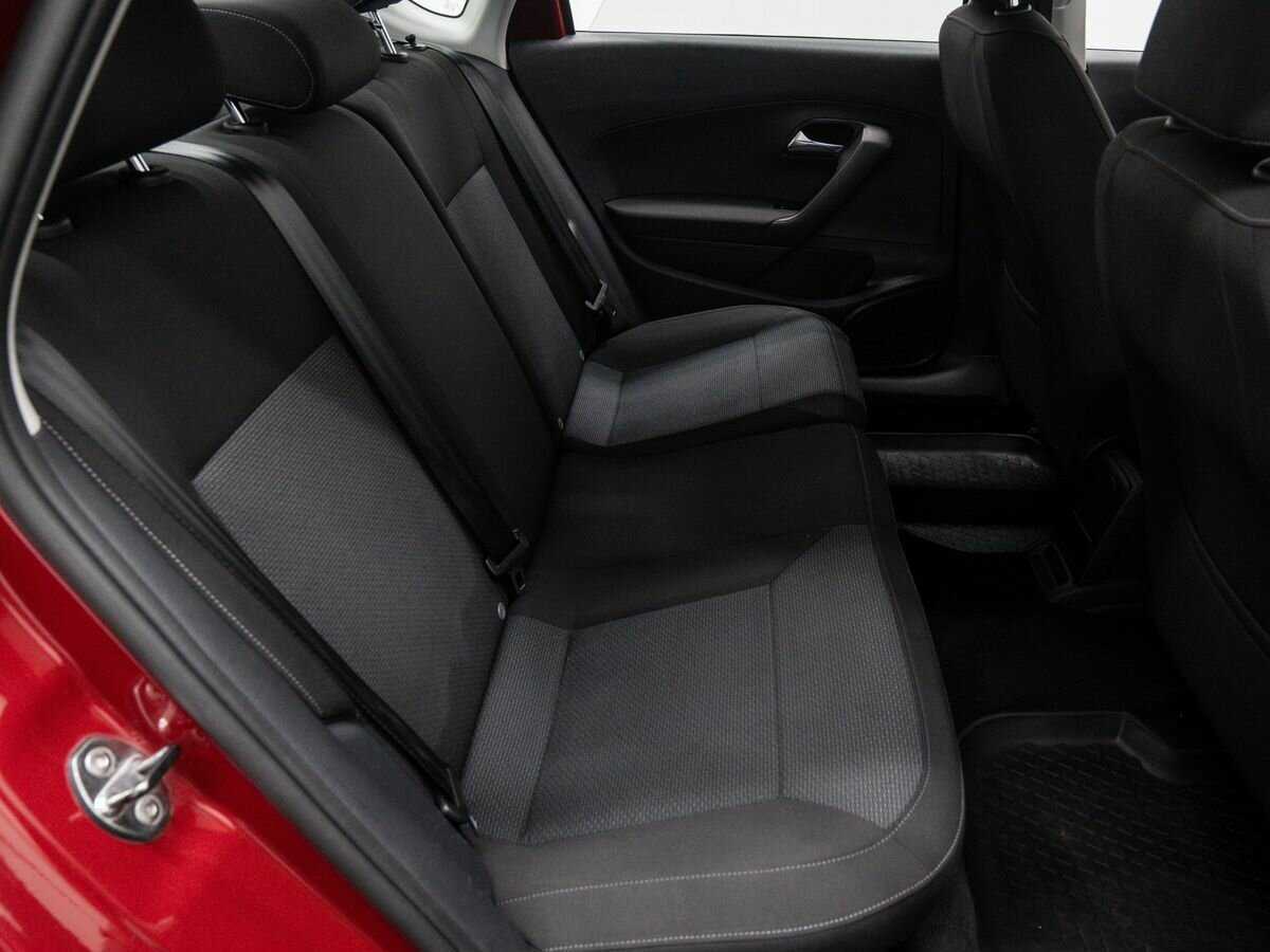 Б/У Фольксваген Поло 2017 года. Фото: #6