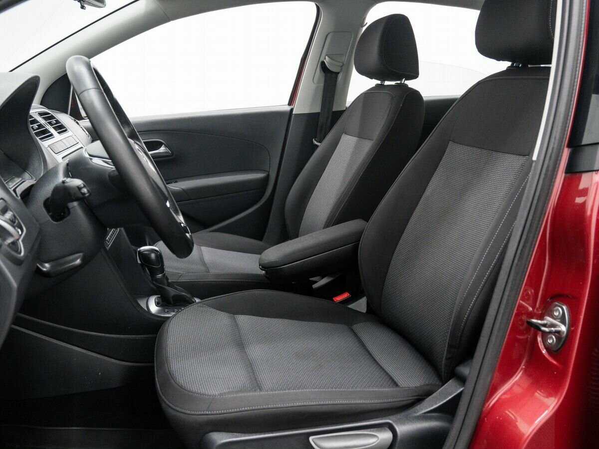 Б/У Фольксваген Поло 2017 года. Фото: #11