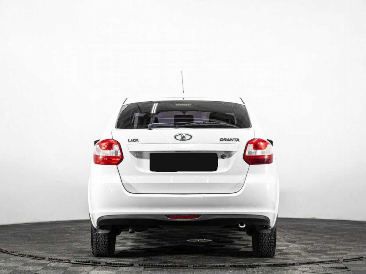 Б/У Лада (ВАЗ) Гранта 2014 года. Фото: #4