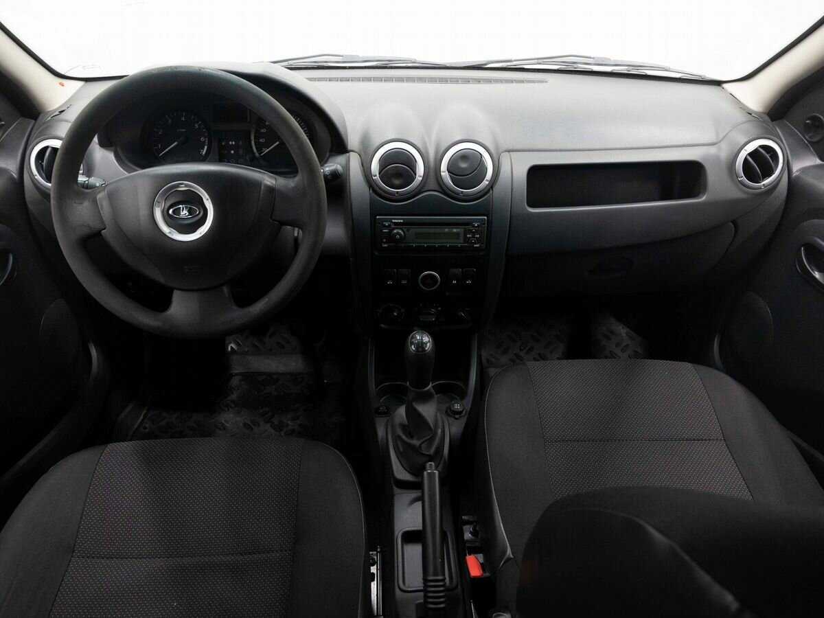 Б/У Лада (ВАЗ) Ларгус 2014 года. Фото: #12