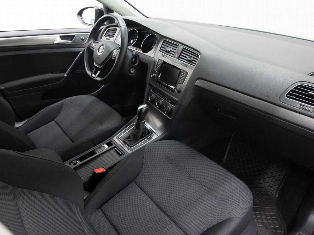 Б/У Фольксваген Гольф 2013 года. Фото: #12