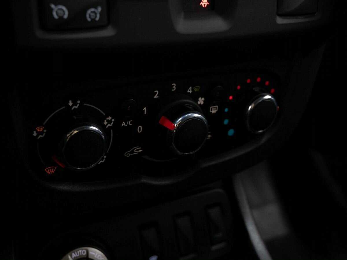 Б/У Рено Дастер 2019 года. Фото: #18