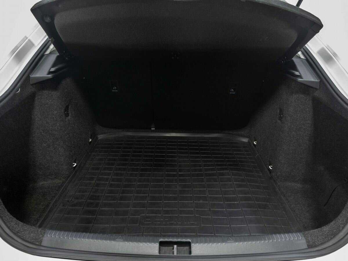 Б/У Шкода Октавия 2019 года. Фото: #21