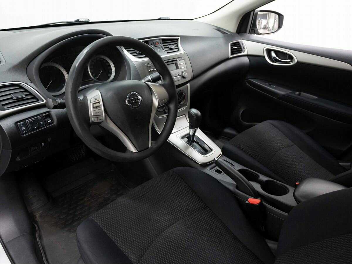 Б/У Ниссан Сентра 2015 года. Фото: #8