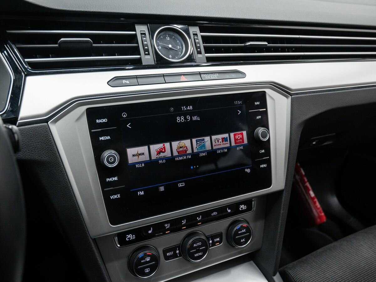 Б/У Фольксваген Пассат 2018 года. Фото: #18