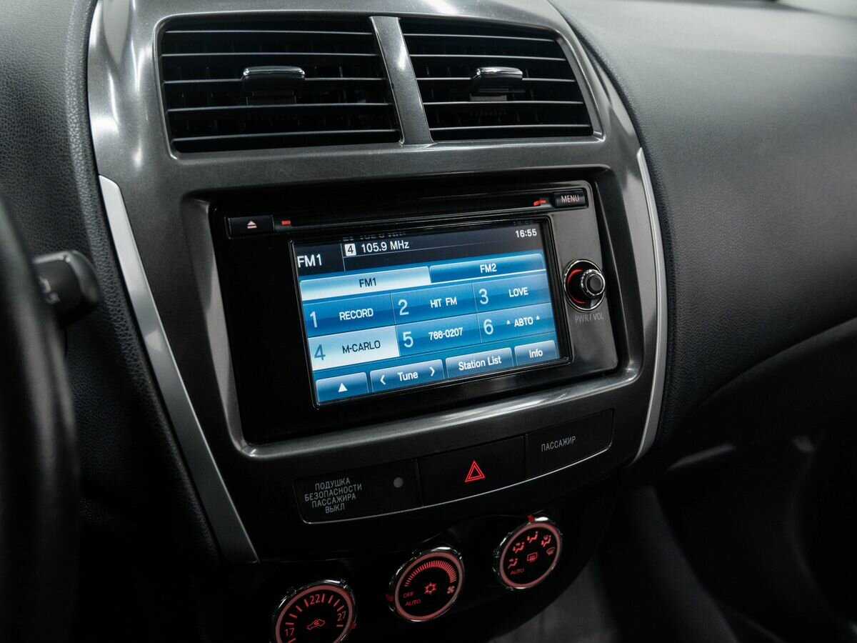 Б/У Митсубиши АС-Икс 2014 года. Фото: #19